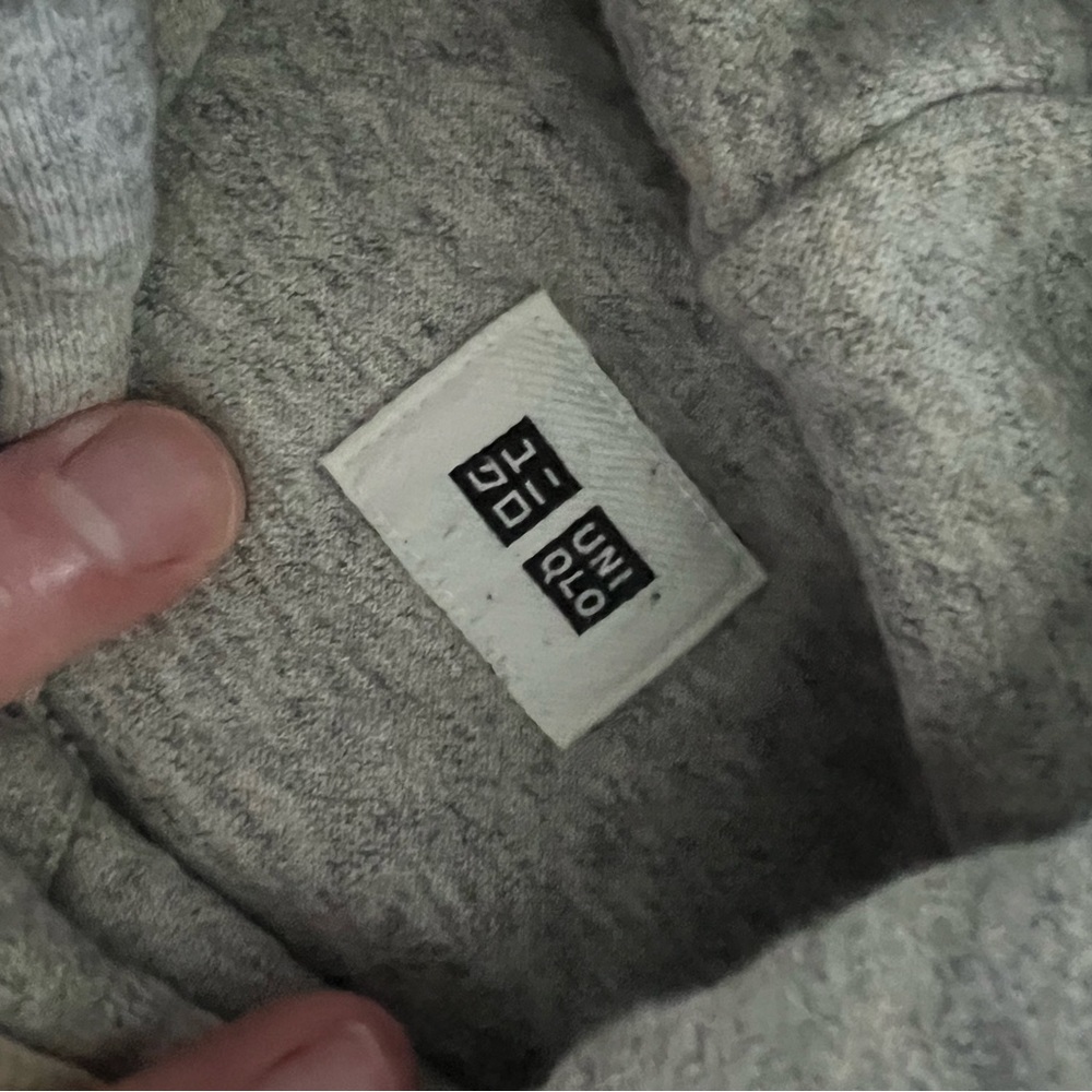 Uniqlo Sweat Pullover Long-Sleeve Hoodie - Picture 3 of 5